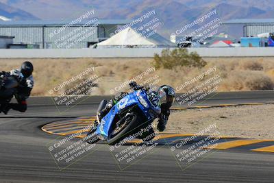 media/Dec-18-2022-SoCal Trackdays (Sun) [[8099a50955]]/Turn 4 (1pm)/